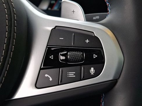 Used 2025 BMW X6 M60i image 13