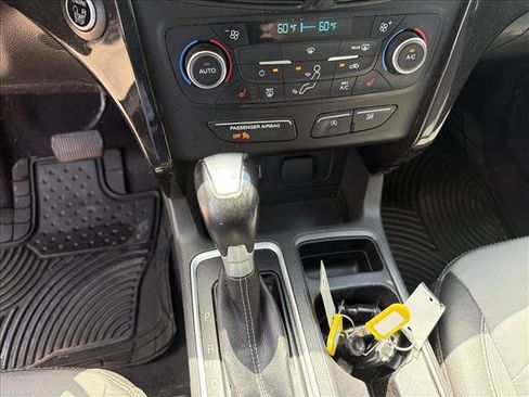 Used 2017 Ford Escape Titanium FWD image 15