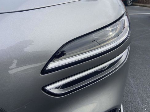 Used 2022 Genesis G70 3.3T w/ Sport Advanced Package image 5