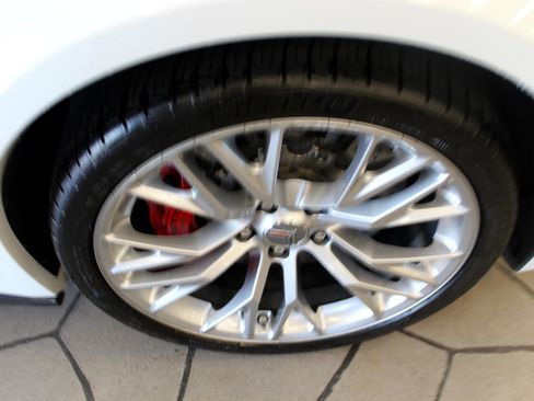 Used 2019 Chevrolet Corvette Z06 w/ Z07 Performance Package image 20