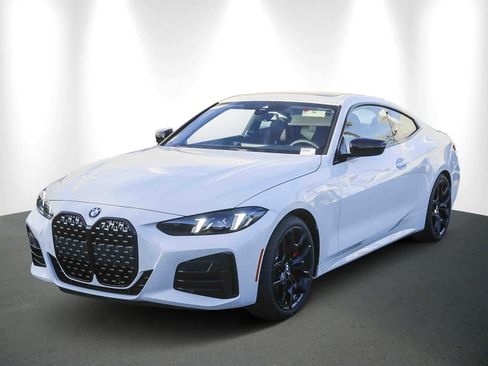 New 2026 BMW 430i Coupe w/ M Sport Package image 3