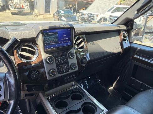 Used 2013 Ford F350 Platinum AWD/4WD image 17