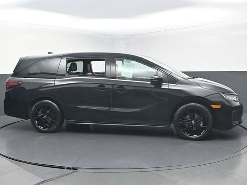 Used 2025 Honda Odyssey Sport-L image 5