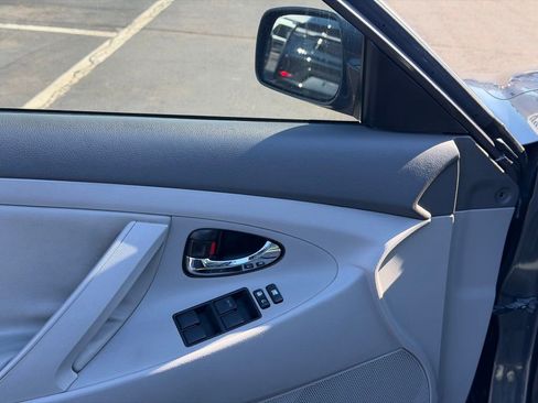 Used 2007 Toyota Camry LE image 25