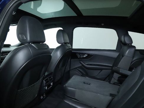 Used 2019 Audi Q7 3.0T Prestige w/ Prestige Package image 19