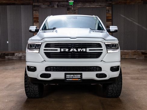 Used 2023 RAM 1500 Laramie AWD/4WD image 2
