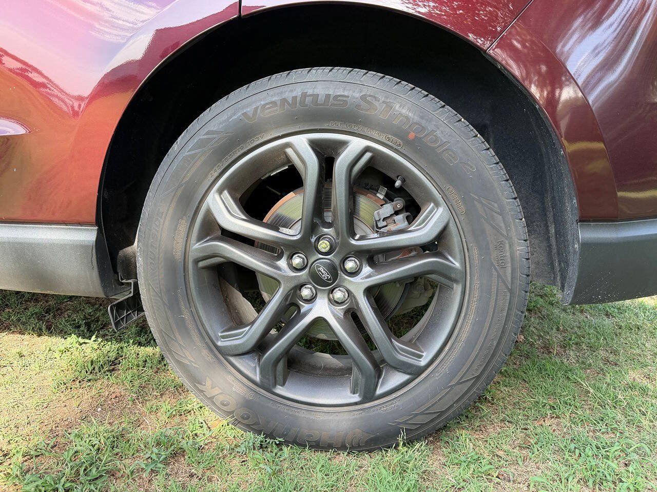 Used 2018 Ford Edge SEL w/ Equipment Group 201A AWD/4WD image 7