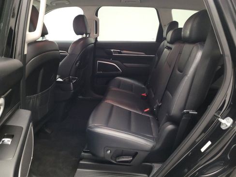 Used 2021 Kia Telluride LX FWD image 18