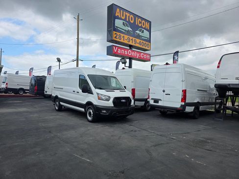 Used 2021 Ford Transit 250 Medium Roof image 27