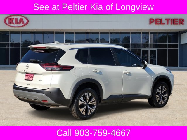 Used 2023 Nissan Rogue SV w/ SV Premium B Package FWD image 4