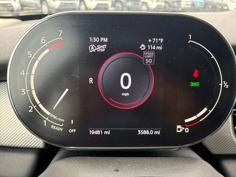 Used 2022 MINI Cooper 2-Door Hardtop FWD image 9