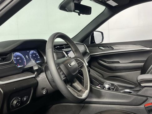 Certified 2024 Jeep Grand Cherokee L Limited w/ Luxury Tech Group II image 22