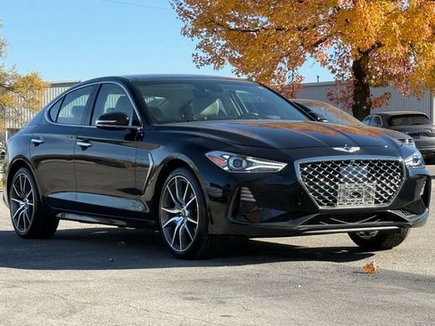 Used 2020 Genesis G70 2.0T w/ Prestige Package image 8