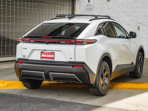 New 2026 Toyota C-HR AWD/4WD image 7