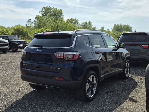 Used 2019 Jeep Compass Limited w/ Safety & Security Group AWD/4WD image 3