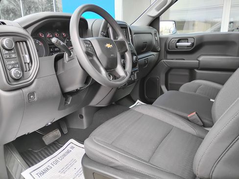 Used 2022 Chevrolet Silverado 1500 Custom image 11