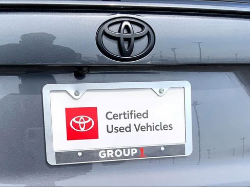 Used 2023 Toyota RAV4 LE FWD image 10