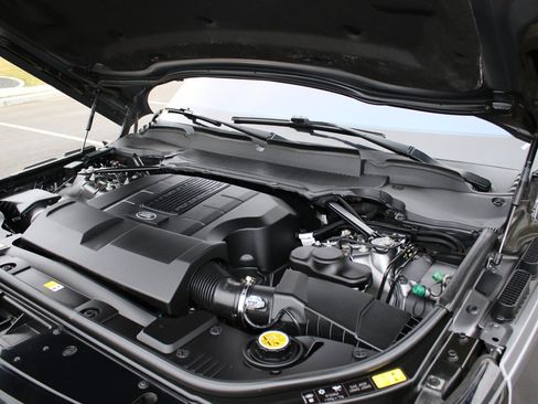 Used 2019 Land Rover Range Rover Supercharged image 41