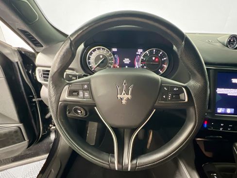 Used 2022 Maserati Levante GT AWD/4WD image 17