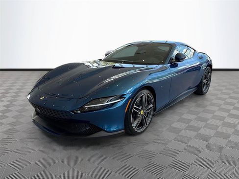 Used 2022 Ferrari Roma RWD image 3