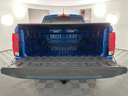 Used 2024 Chevrolet Colorado LT w/ LT Convenience Package AWD/4WD image 40