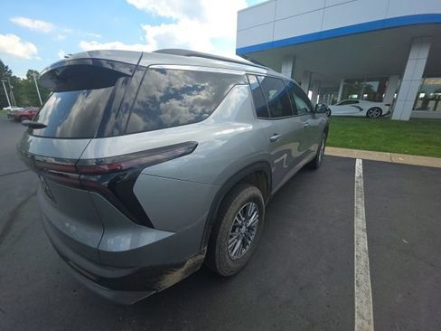 Used 2026 Chevrolet Traverse LT w/ Driver Confidence Package AWD/4WD image 7