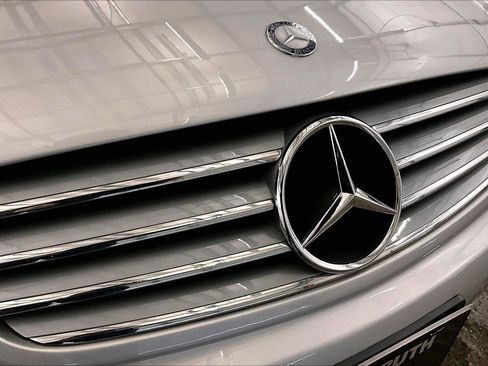 Used 2005 Mercedes-Benz CLK 320 Cabriolet image 30