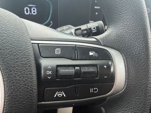 Used 2023 Kia Sportage LX image 14