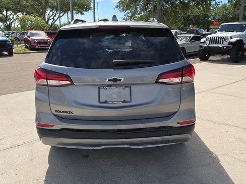 Used 2024 Chevrolet Equinox Premier FWD image 7