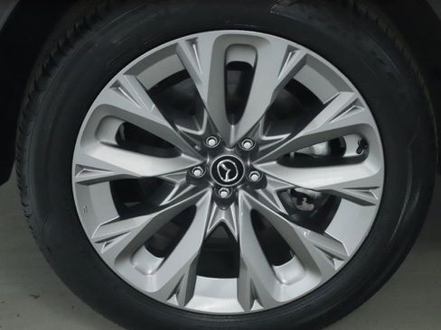 Used 2024 MAZDA CX-90 3.3 Turbo w/ Premium Package AWD/4WD image 12