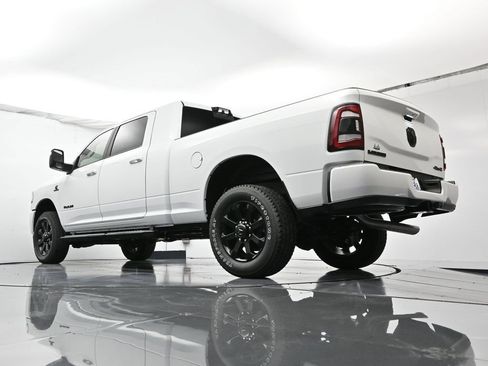 New 2024 RAM 2500 Laramie w/ Night Edition image 44