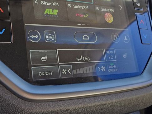 Used 2024 Subaru Ascent Premium w/ Convenience Package image 23