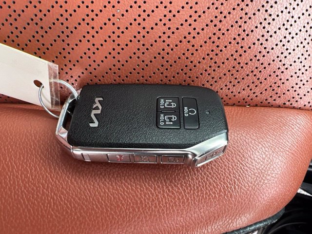 Certified 2024 Kia Carnival SX Prestige FWD image 45