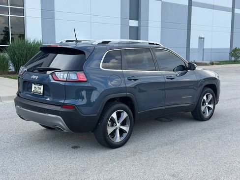 Used 2021 Jeep Cherokee Limited AWD/4WD image 5