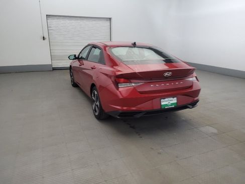 Used 2023 Hyundai Elantra SEL w/ Convenience Package FWD image 5