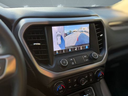 Used 2023 GMC Acadia AT4 w/ Technology Package image 23
