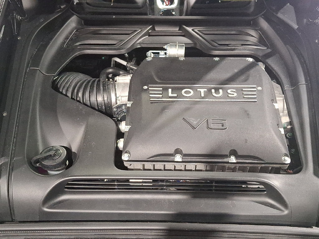 Used 2026 Lotus Emira RWD image 18