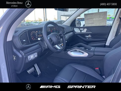 New 2026 Mercedes-Benz GLS 450 4MATIC image 11