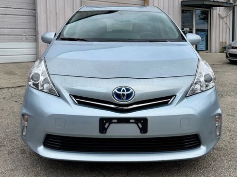Used 2012 Toyota Prius V Three image 8