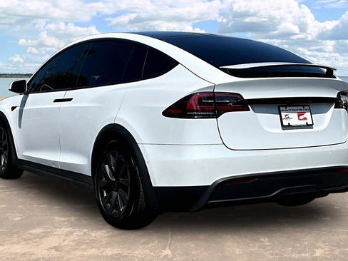 Used 2022 Tesla Model X AWD/4WD image 6