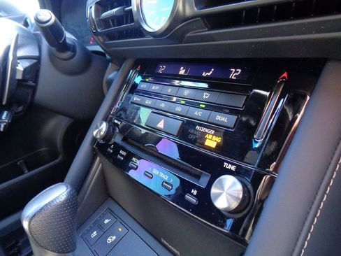 Used 2023 Lexus IS 350 F Sport image 24