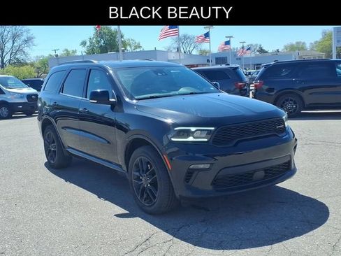 Used 2023 Dodge Durango GT AWD/4WD image 3