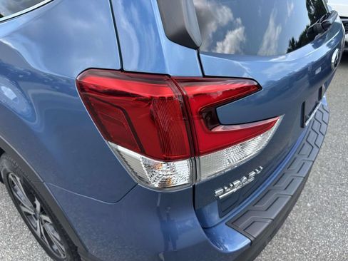 Certified 2023 Subaru Forester Limited AWD/4WD image 8