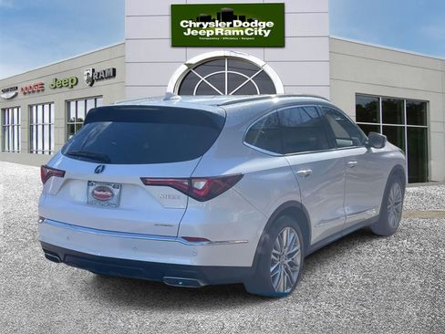 Used 2023 Acura MDX SH-AWD w/ Advance Package image 7
