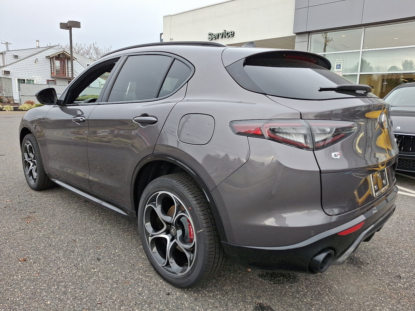 New 2025 Alfa Romeo Stelvio Sprint w/ Veloce Package AWD/4WD image 4