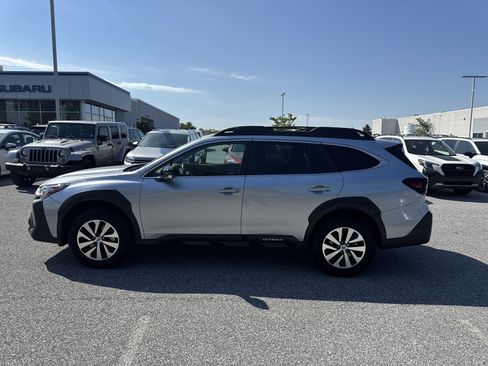 Certified 2024 Subaru Outback Premium AWD/4WD image 23