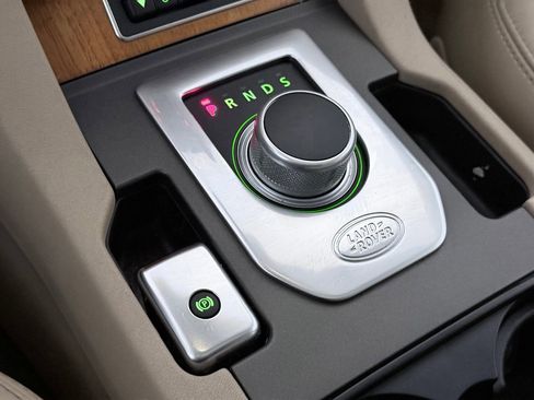 Used 2014 Land Rover LR4 HSE LUX image 38