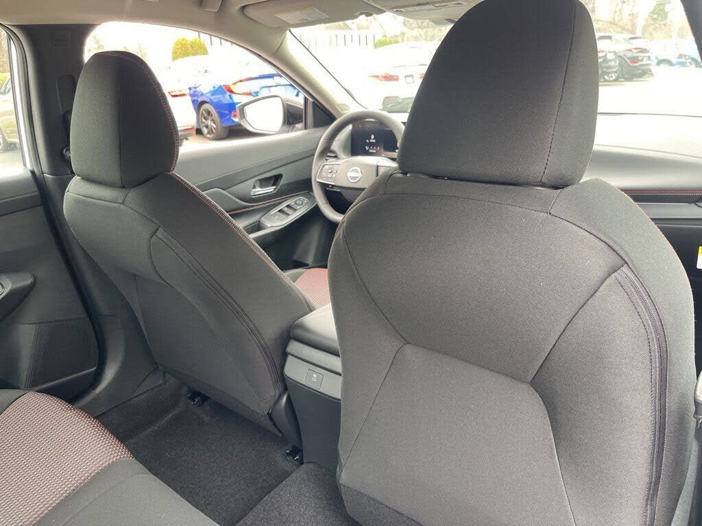 Used 2026 Nissan Sentra SR w/ Floor Mat Package FWD image 18