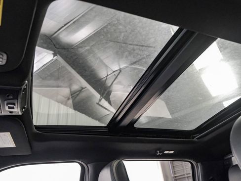 Used 2019 Ford F250 Platinum w/ Platinum Ultimate Package image 21