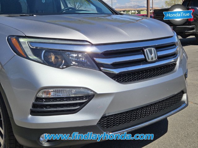 Certified 2017 Honda Pilot Touring image 9